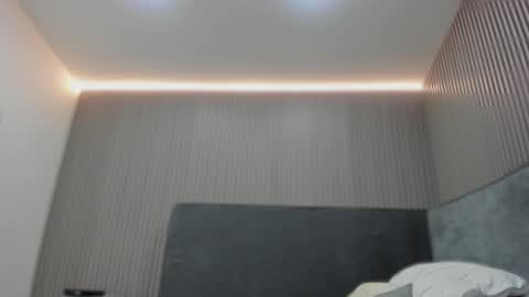 emelie_89 online show from 02-13-26, 11:50