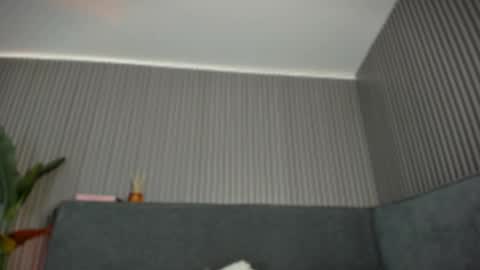 emelie_89 online show from 06-05-26, 11:38