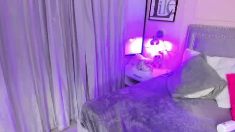 Emily  online show from 12-20-24, 12:52