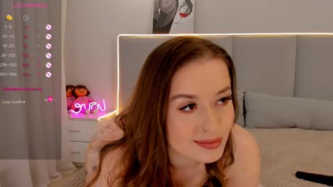 Snapshot of emelilove chatting on 03-02-25, 08:27 Emeli online show from 03-02-25, 08:27