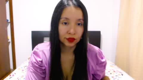 Snapshot of emely_sexx chatting on 12-06-24, 11:25 emely_sexx online show from 12-06-24, 11:25