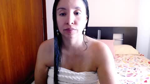 Snapshot of emely_sexx chatting on 12-16-24, 04:16 emely_sexx online show from 12-16-24, 04:16