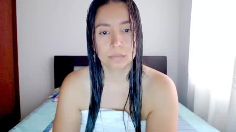 Snapshot of emely_sexx chatting on 10-24-25, 08:16 emely_sexx online show from 10-24-25, 08:16