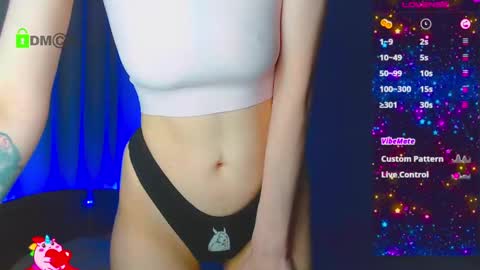 Snapshot of emelycrystal chatting on 02-13-25, 01:29 Emely online show from 02-13-25, 01:29