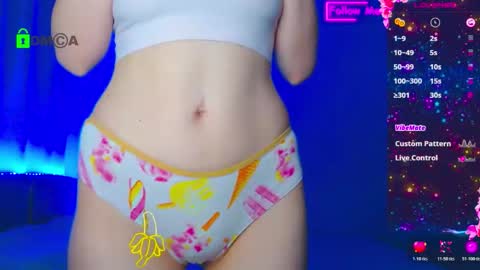 Emely online show from 11-11-25, 12:54