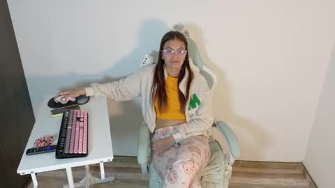 sabrina online show from 09-29-25, 03:00