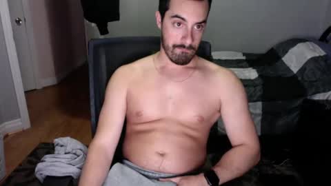 Snapshot of emgee88 chatting on 10-24-25, 08:38 emgee88 online show from 10-24-25, 08:38