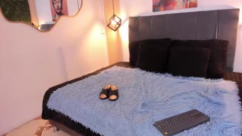 Emi online show from 03-11-26, 03:23