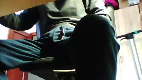 emiarg online show from 10-26-25, 10:32