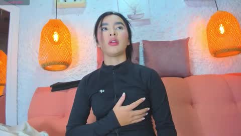 Emily online show from 09-10-25, 12:05