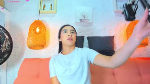 Emily online show from 10-06-25, 12:02