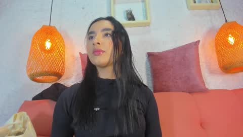 Emily online show from 11-11-25, 12:05