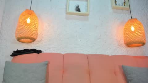 Emily online show from 12-18-25, 12:00