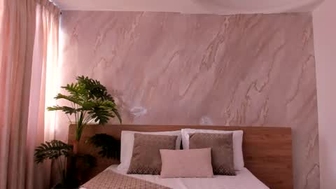 Emily online show from 12-15-25, 12:53