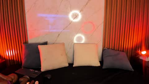   online show from 02-03-25, 08:57