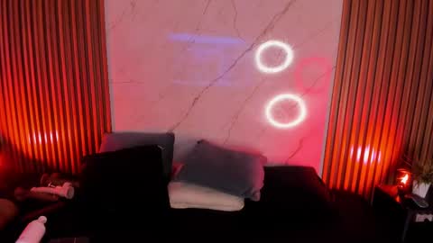   online show from 02-12-25, 09:43