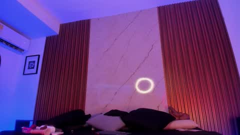   online show from 10-29-25, 01:08