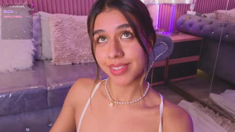 Snapshot of emiiscoot_1 chatting on 12-09-24, 04:05 Emily online show from 12-09-24, 04:05