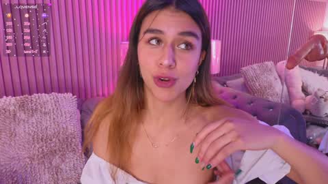 Snapshot of emiiscoot_1 chatting on 01-15-25, 06:19 Emily online show from 01-15-25, 06:19