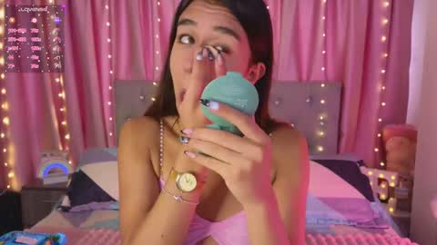 Snapshot of emiiscoot_1 chatting on 02-21-25, 02:38 Emily online show from 02-21-25, 02:38