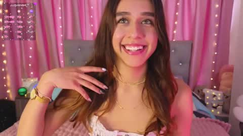 Snapshot of emiiscoot_1 chatting on 02-28-25, 04:42 Emily online show from 02-28-25, 04:42