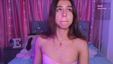 Snapshot of emiiscoot_1 chatting on 09-17-25, 09:16 Emily online show from 09-17-25, 09:16