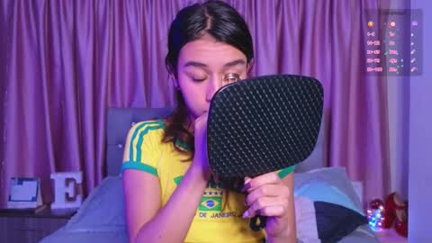 Snapshot of emiiscoot_1 chatting on 10-15-25, 10:32 Emily online show from 10-15-25, 10:32