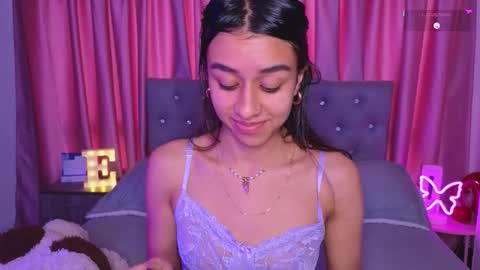 Snapshot of emiiscoot_1 chatting on 10-30-25, 04:41 Emily online show from 10-30-25, 04:41