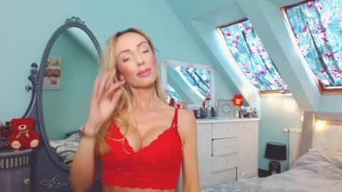 Emila online show from 03-11-25, 09:45