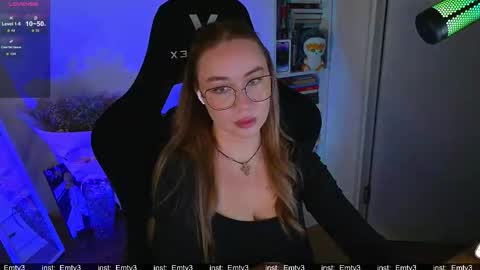 Snapshot of emili1_bc chatting on 12-04-25, 02:26 Emili online show from 12-04-25, 02:26