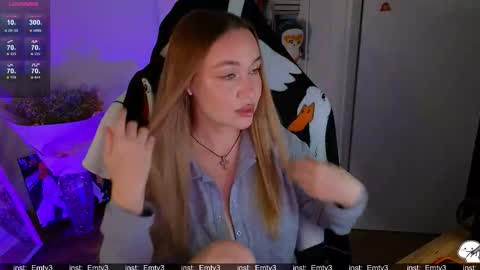 Snapshot of emili1_bc chatting on 01-12-26, 09:58 Emili online show from 01-12-26, 09:58