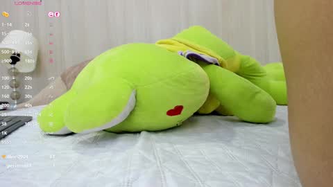 Emili Lenus online show from 02-14-25, 02:23