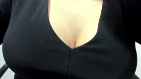 Snapshot of emilia_betancourt0923 chatting on 07-17-26, 03:35 Emilia Betancourt0923 online show from 07-17-26, 03:35