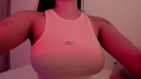 Emilia Big Boobs online show from 01-08-25, 02:25
