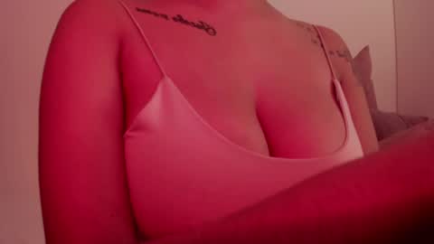 Emilia Big Boobs online show from 01-23-25, 02:28