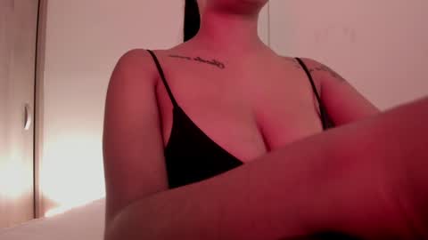 Emilia Big Boobs online show from 01-27-25, 07:13