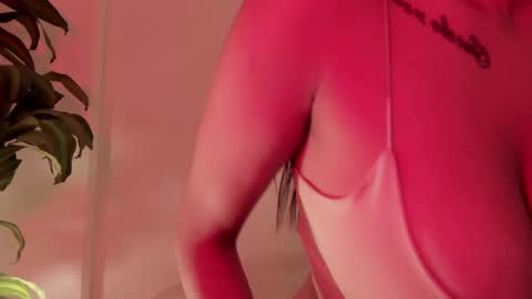 Emilia Big Boobs online show from 03-11-25, 10:09