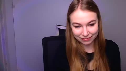 Emilia online show from 01-30-25, 08:22