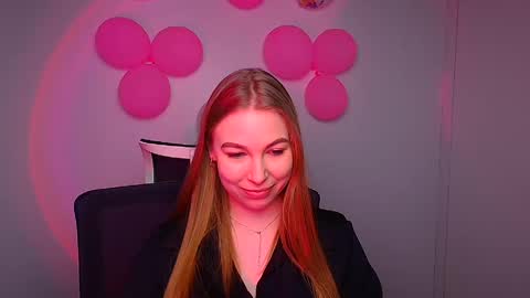 Emilia online show from 02-24-25, 12:16