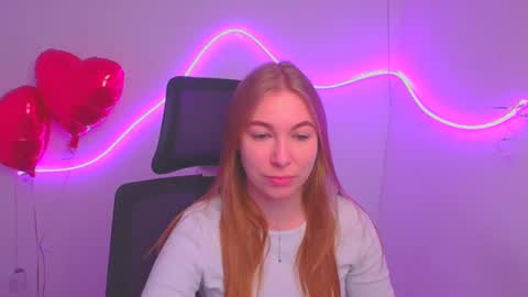 Emilia online show from 03-12-25, 12:15