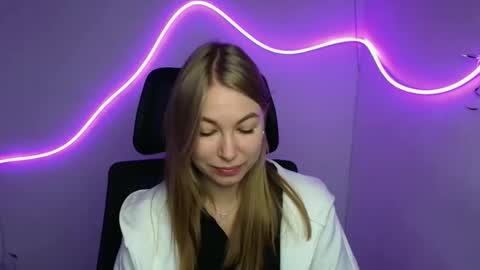 Emilia online show from 10-02-25, 05:14