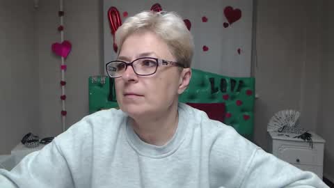 EmiliaGree online show from 10-05-25, 05:00