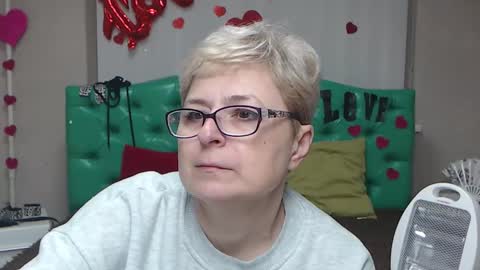 EmiliaGree online show from 01-16-26, 06:12