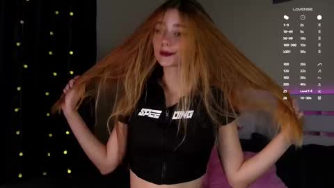 Tessa online show from 10-01-25, 11:22