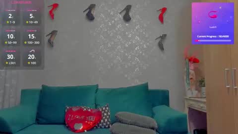 Snapshot of emilianna666 chatting on 10-16-25, 01:01 Emiliana online show from 10-16-25, 01:01