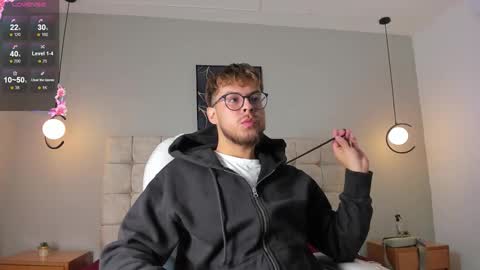 Emi  online show from 03-09-26, 12:53