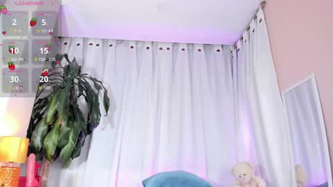 Emilie James online show from 02-10-25, 09:15