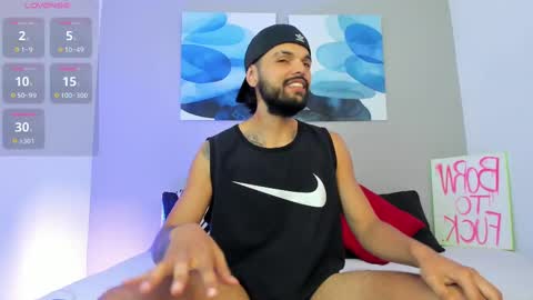 Snapshot of emilio_wolf chatting on 02-12-25, 09:33 EMILIO online show from 02-12-25, 09:33