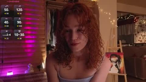 Snapshot of emiliyafox chatting on 10-12-25, 06:29 Emi online show from 10-12-25, 06:29