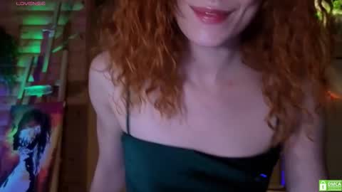 Snapshot of emiliyafox chatting on 11-08-25, 08:18 Emi online show from 11-08-25, 08:18